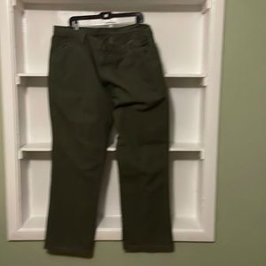 Dickies Men’s Regular Relaxed Fit Straight Leg Duck Jean Rinsed Moss Green